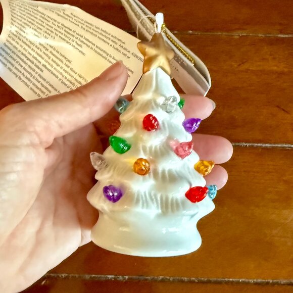 NEW 2-Pc LED Light Up Ceramic Tree Ornament - Pink & White - Picture 3 of 5